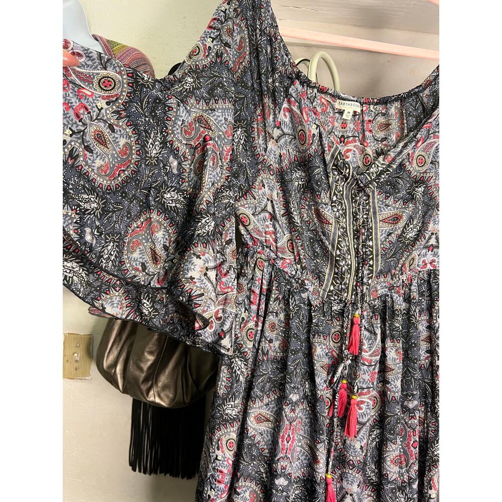 NWT Earthbound Trading Co Boho Maxi Dress Paisley Tassel Tie Peasant Sleeve S M - Picture 8 of 13